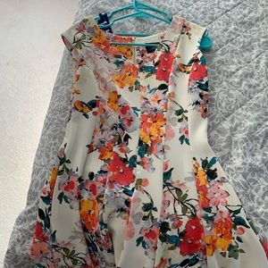 Ladies dress